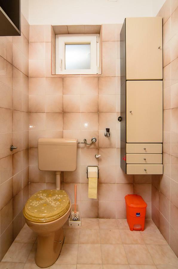 Apartmani Lovorka 푸나트 외부 사진