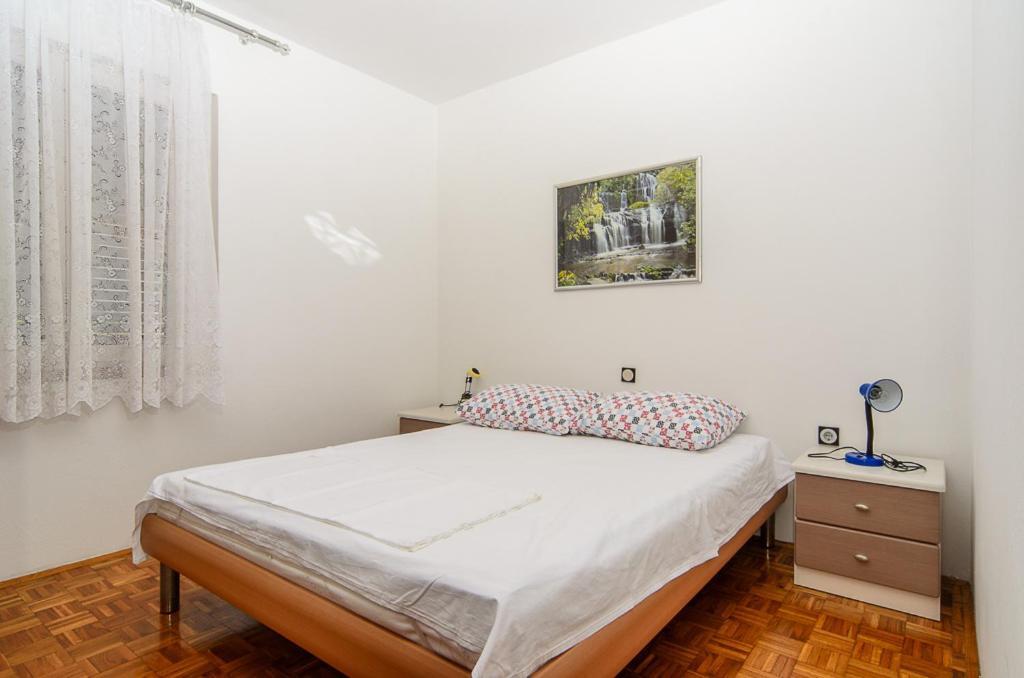 Apartmani Lovorka 푸나트 외부 사진